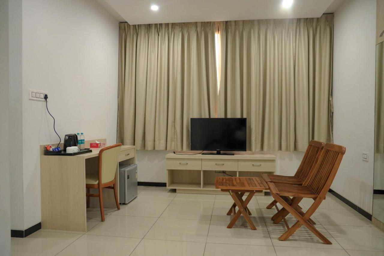 Pride Resort & Convention Center Ranakpur Near Ranakpur Dam Sadri Exterior photo